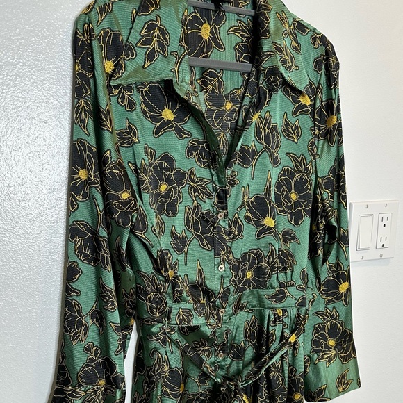 Who What Wear Green Floral Shirt Dress - Picture 8 of 9